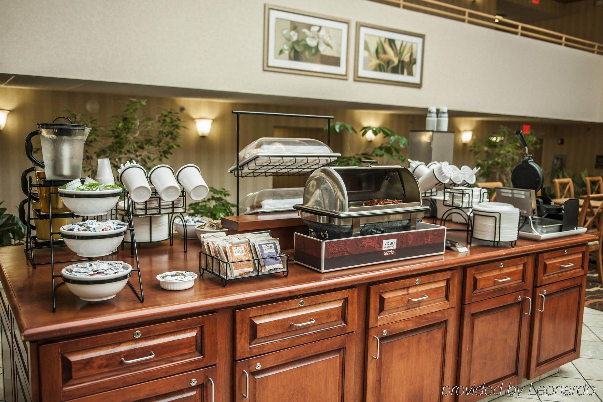 Holiday Inn - Columbus By Ihg Экстерьер фото